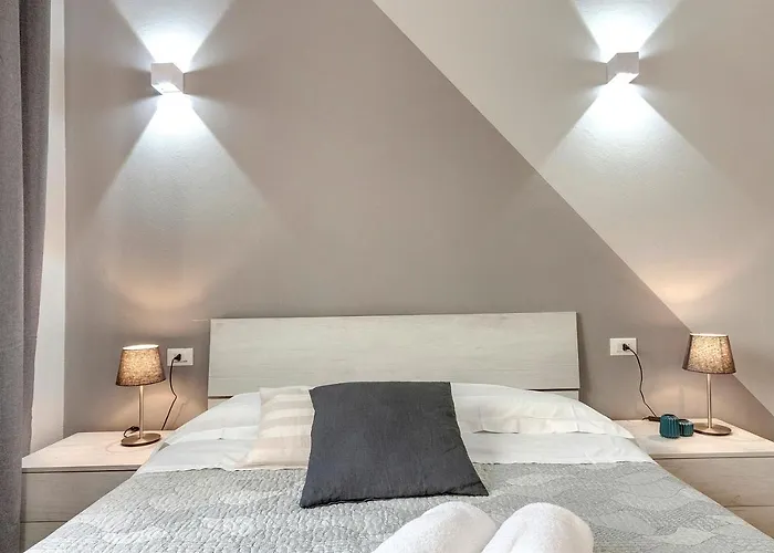 Sleep Tight Floransa